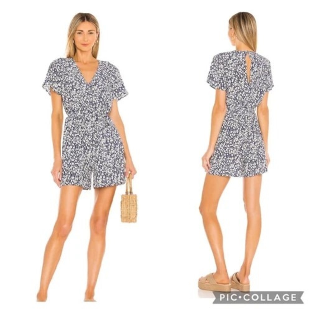 Rails Navy Blue Daisy Floral Print V-Neck Romper with Pockets Medium